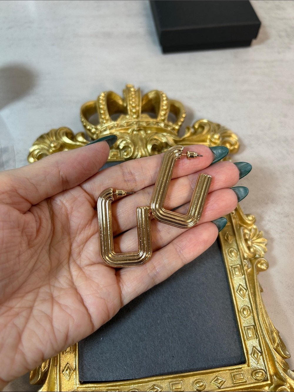 Gold Ribbed U-Shape Hoop Earrings